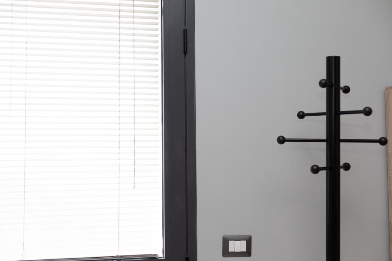 Loft85 - Self Check-In Centro! Apartment Messina Bagian luar foto