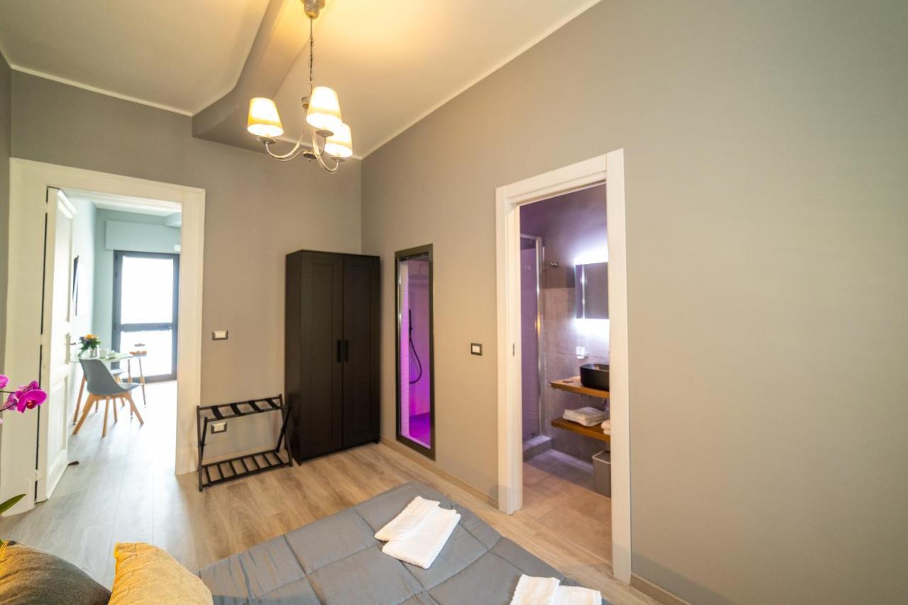 Loft85 - Self Check-In Centro! Apartment Messina Bagian luar foto