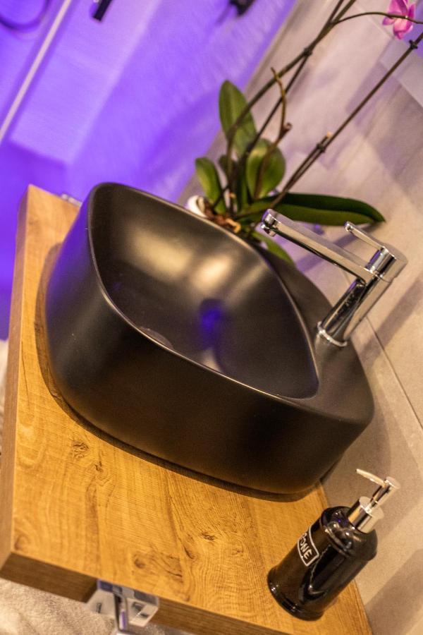 Loft85 - Self Check-In Centro! Apartment Messina Bagian luar foto